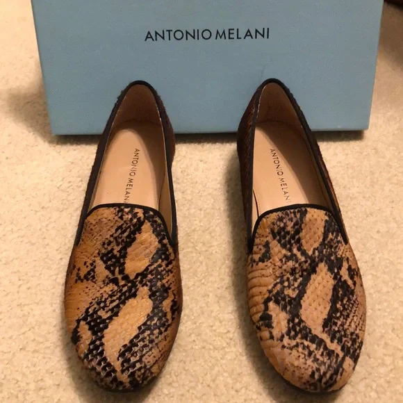 ANTONIO MELANI Shoes Antonio Melani Jemmi Slides Have Never